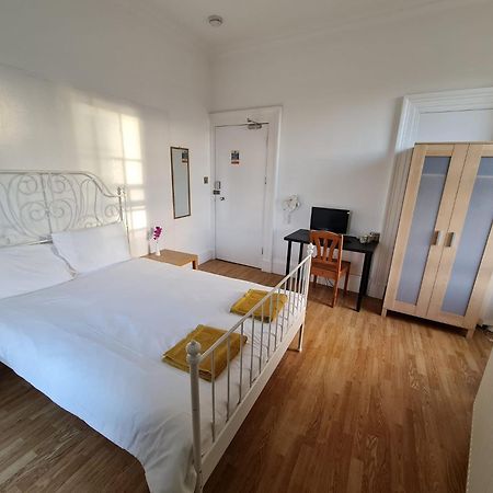 Edinburgh Travel Guest House Екстер'єр фото