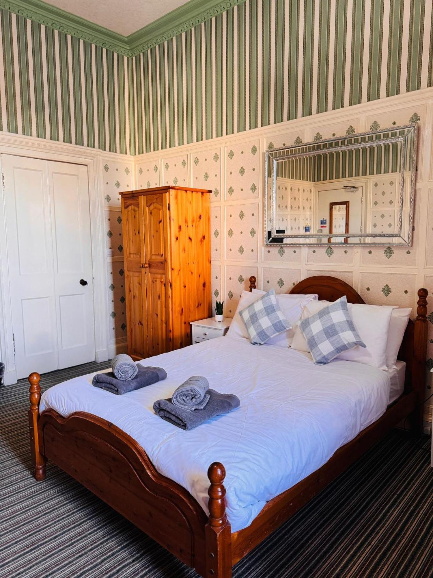 Edinburgh Travel Guest House Екстер'єр фото
