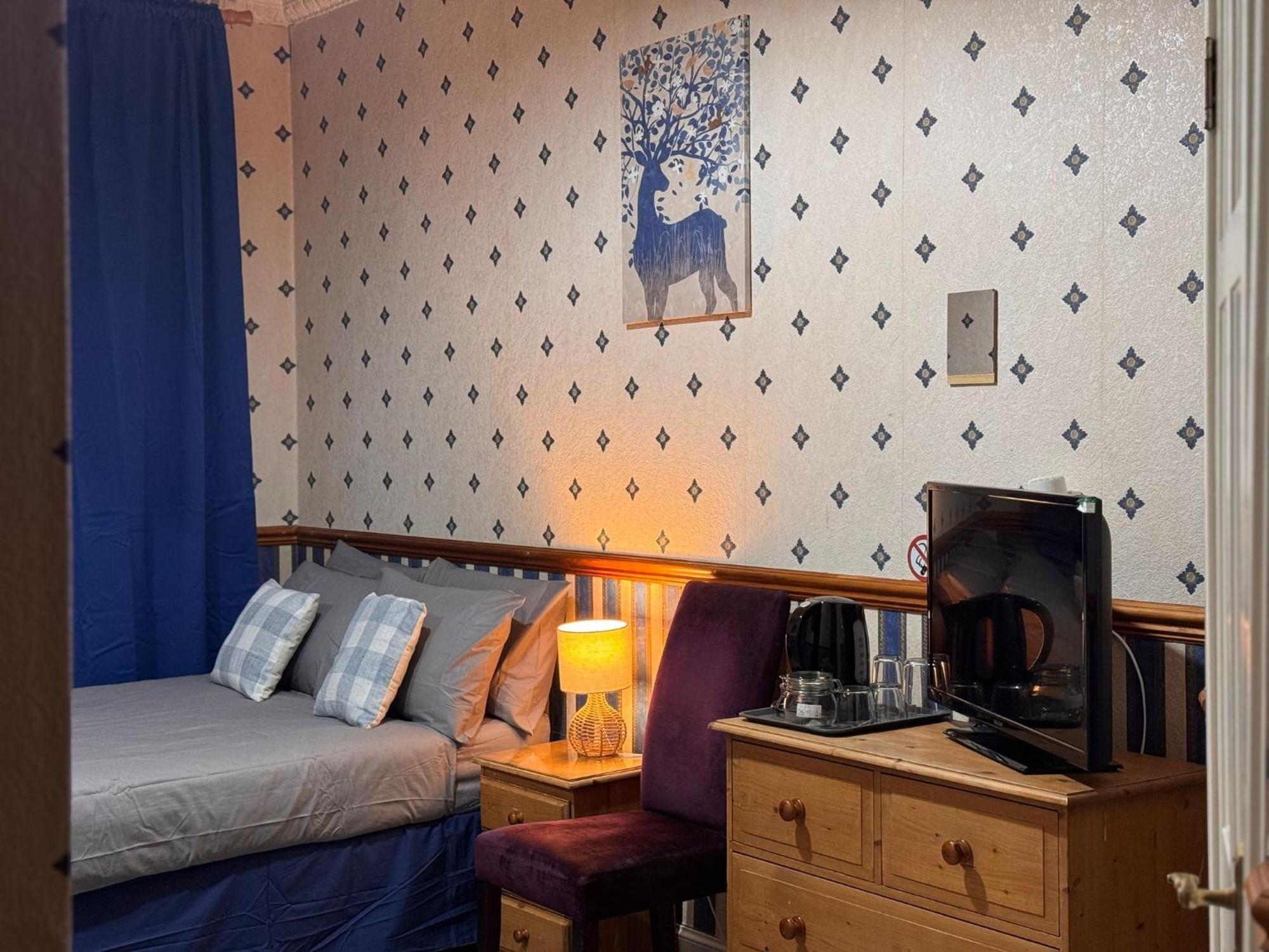 Edinburgh Travel Guest House Екстер'єр фото