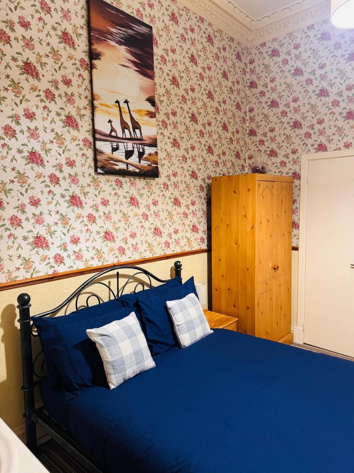 Edinburgh Travel Guest House Екстер'єр фото