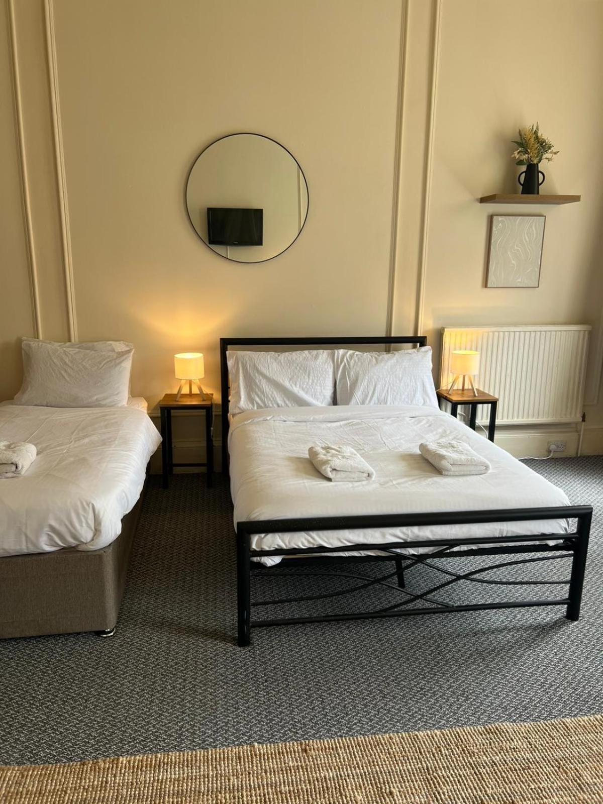 Edinburgh Travel Guest House Екстер'єр фото